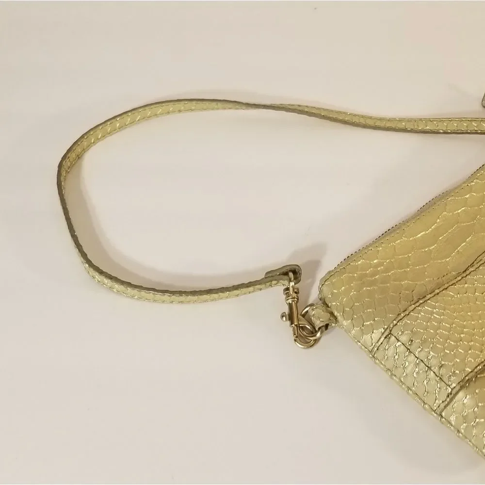 Mossimo‎ Supply Co clutch